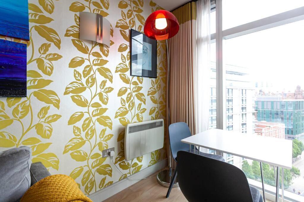 Iconic Luxury Manchester Apartment Eksteriør bilde